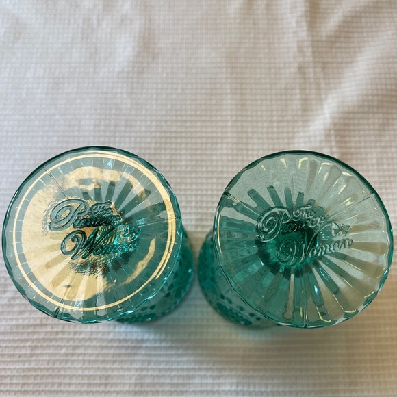 The Pioneer Woman Water Goblets Adeline Teal Turquoise Footed Glasses Set of 2 - Picture 4 of 5